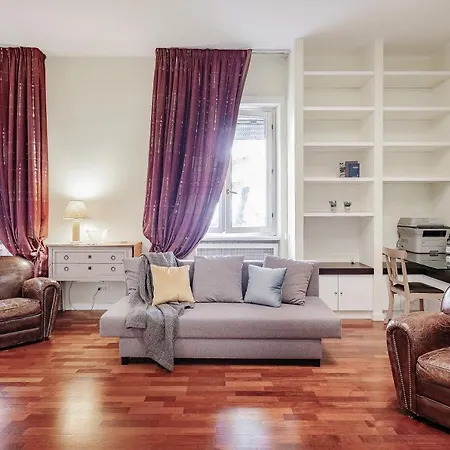 Charming 2 Bed Flat In Prati روما